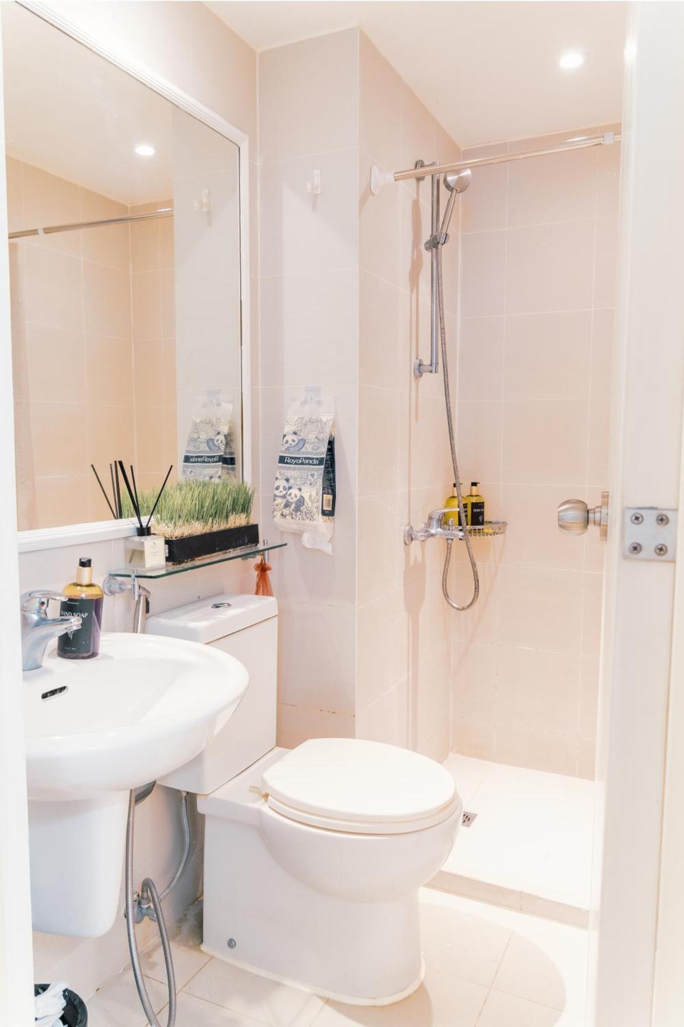 Azure Staycation 2 Bedroom Family Unit With Ps4 Manila